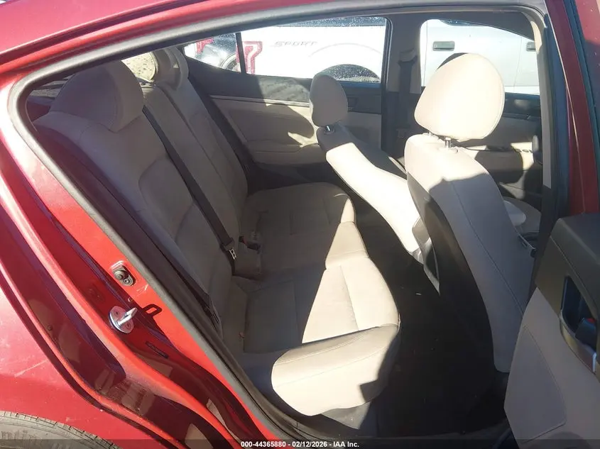 2017 HYUNDAI ELANTRA SE