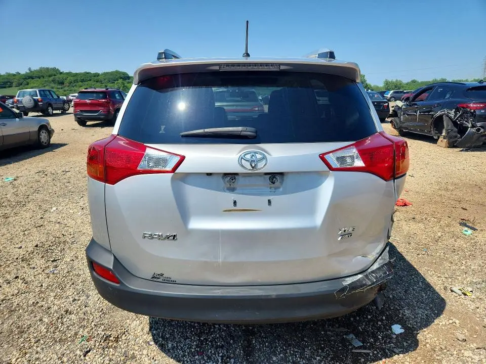 2013 TOYOTA RAV4 XLE  