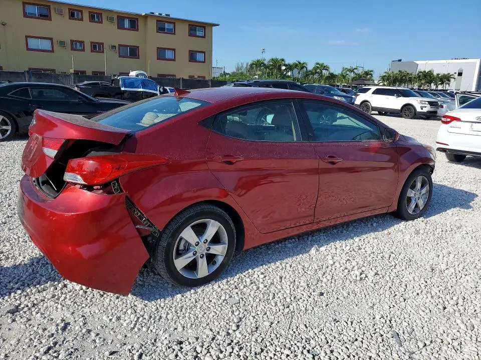 2013 HYUNDAI ELANTRA GLS  