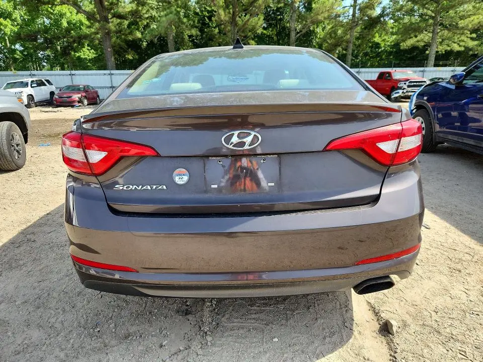 2016 HYUNDAI SONATA SE  