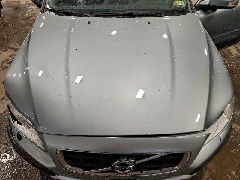2012 VOLVO XC70 3.2  