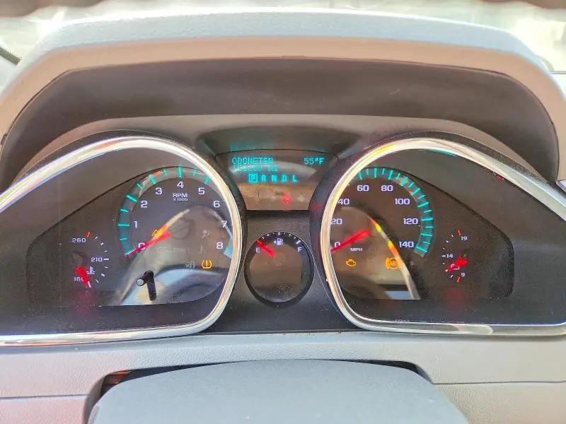 2010 CHEVROLET TRAVERSE LT  