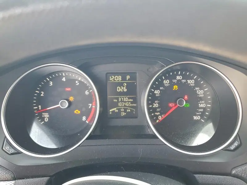 2015 VOLKSWAGEN JETTA SE  