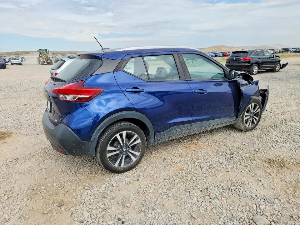 2019 NISSAN KICKS SV  