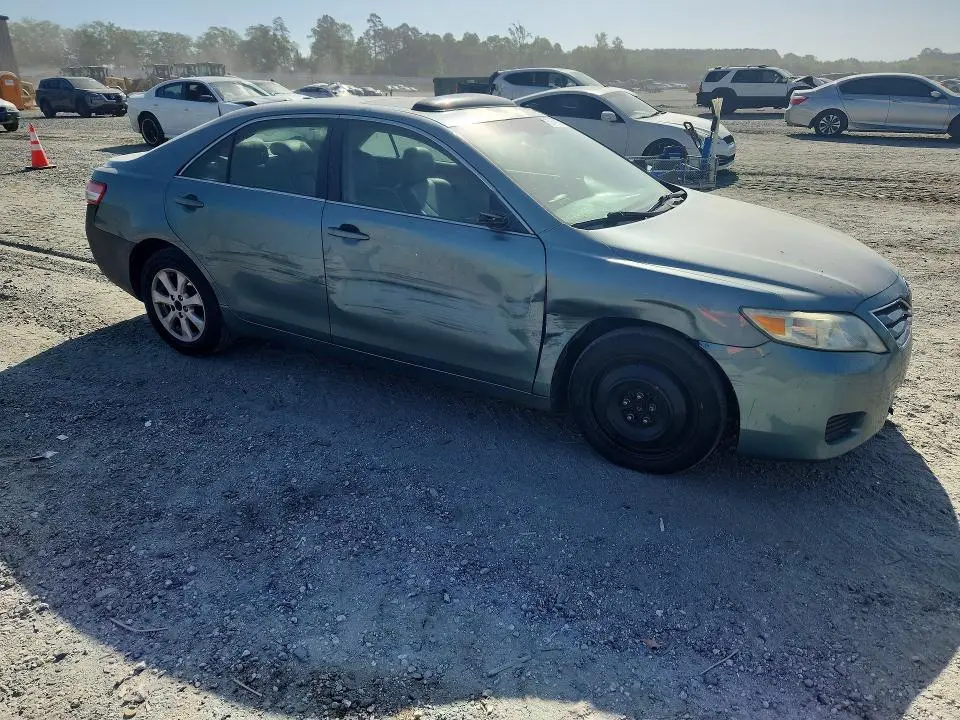 2011 TOYOTA CAMRY LE  