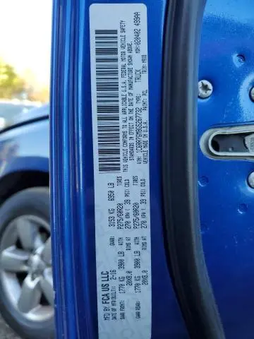 2016 RAM 1500 SLT