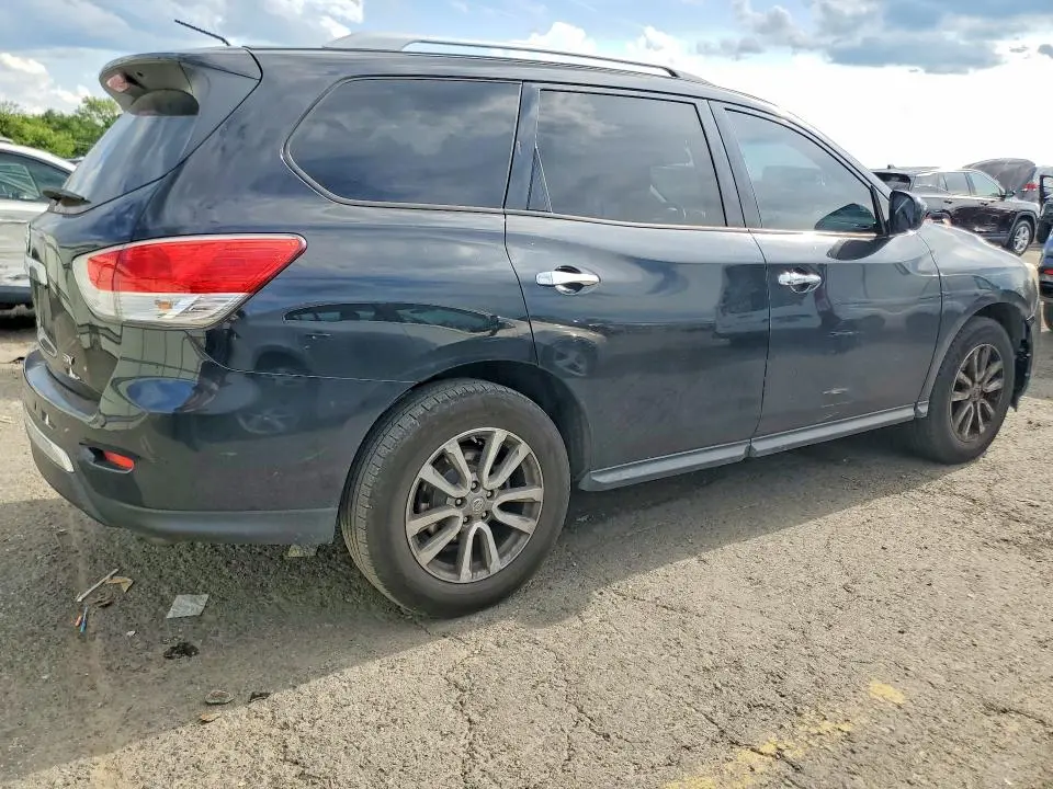 2016 NISSAN PATHFINDER SV  