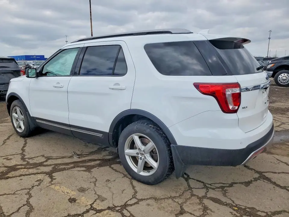2017 FORD EXPLORER XLT  