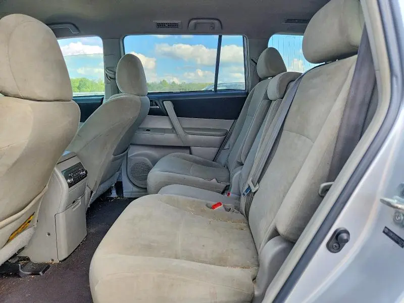 2012 TOYOTA HIGHLANDER BASE  