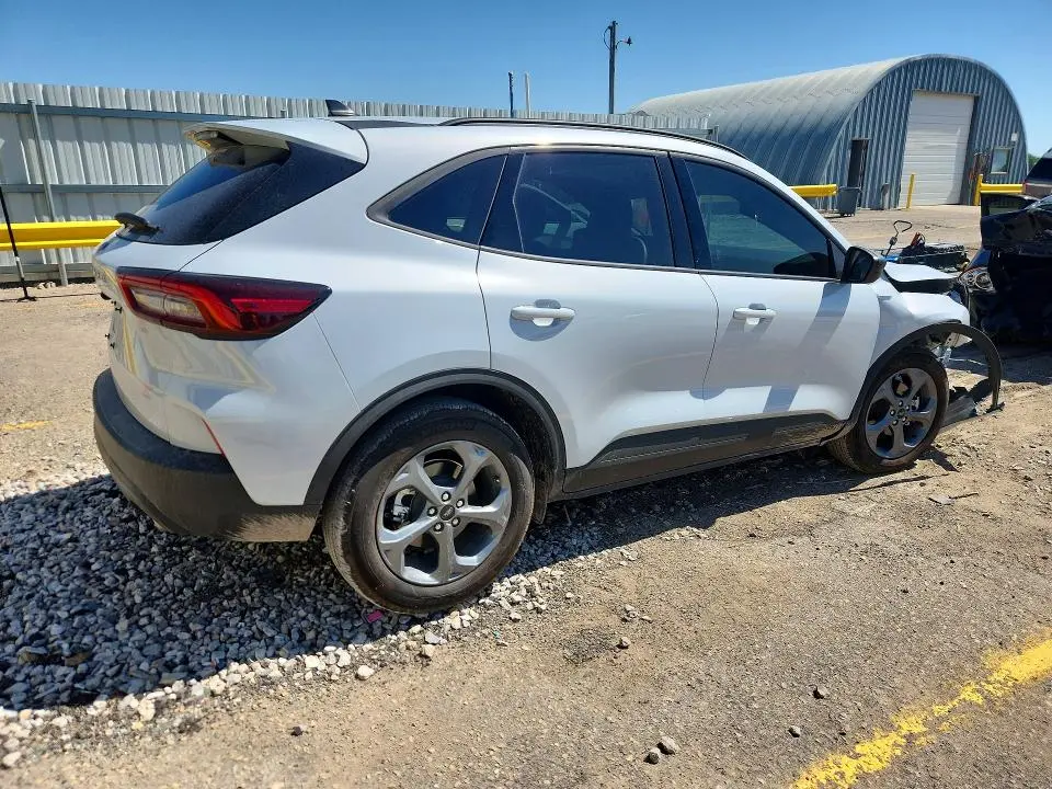 2025 FORD ESCAPE ST LINE  