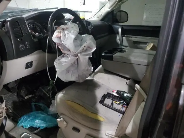 2010 CHEVROLET SILVERADO K1500 LT  