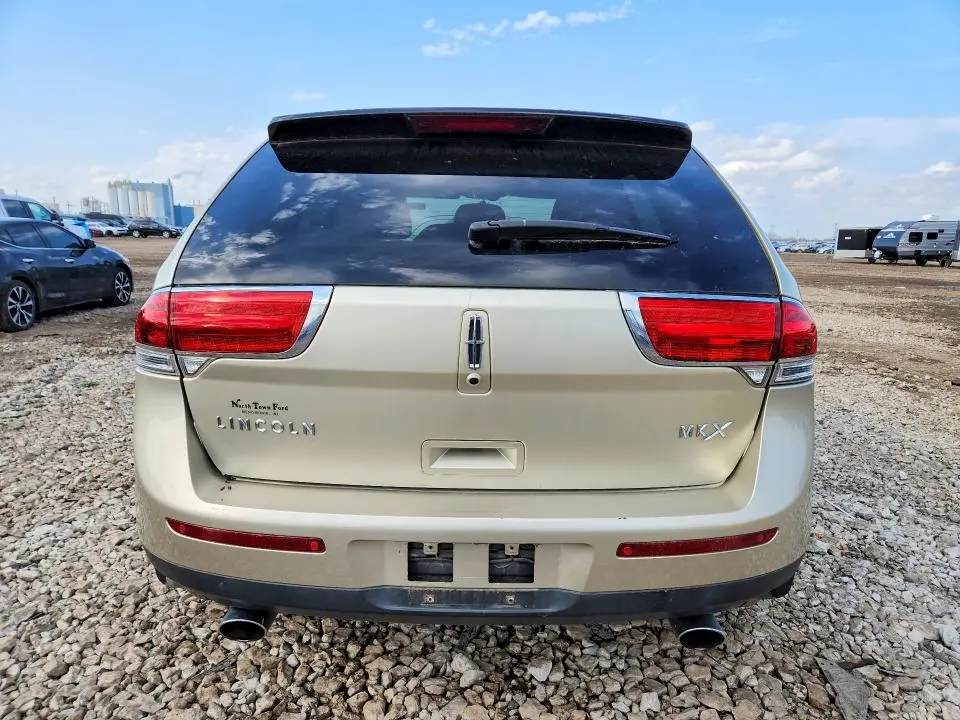 2011 LINCOLN MKX   
