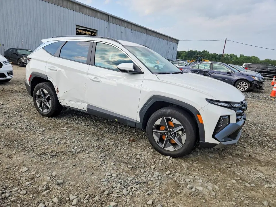 2025 HYUNDAI TUCSON SEL  
