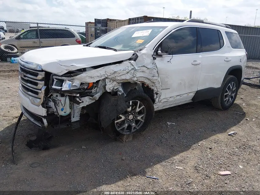 2023 GMC ACADIA FWD SLE