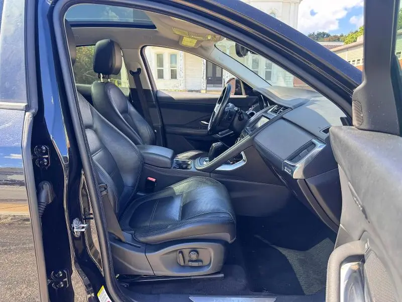 2019 JAGUAR E-PACE S  