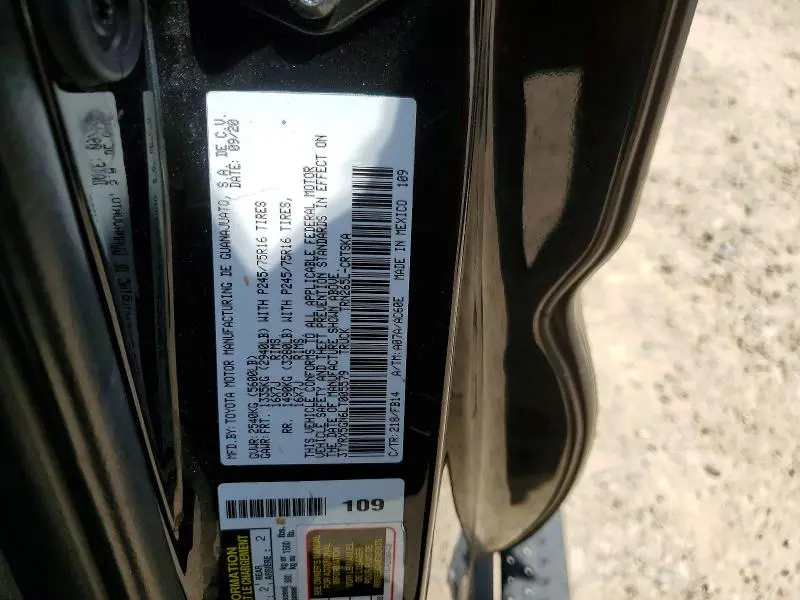 2020 TOYOTA TACOMA SR  