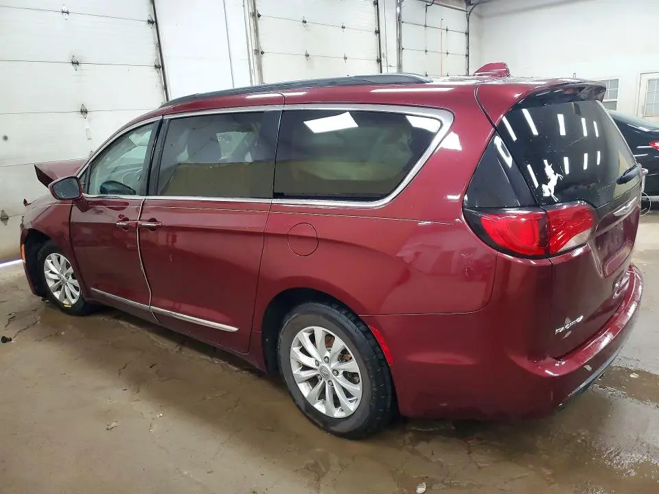 2017 CHRYSLER PACIFICA TOURING L  