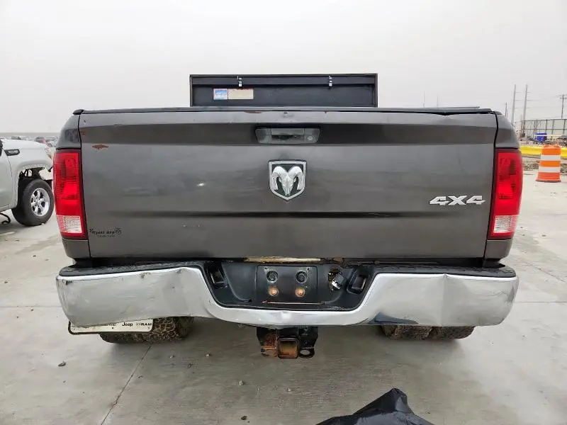 2014 RAM 3500 ST  