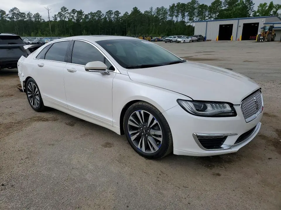 2019 LINCOLN MKZ RESERVE II  