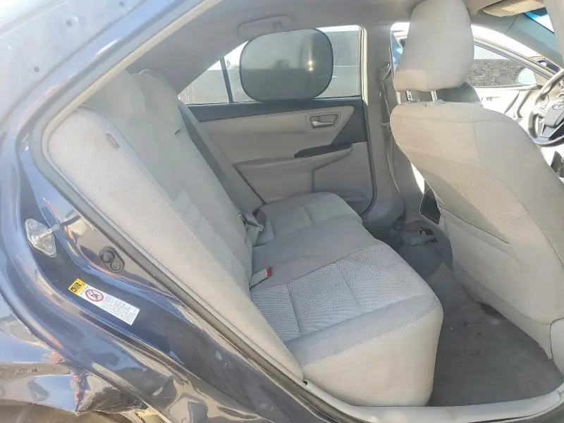 2016 TOYOTA CAMRY LE  