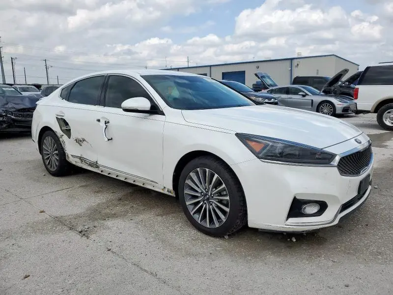 2017 KIA CADENZA PREMIUM  