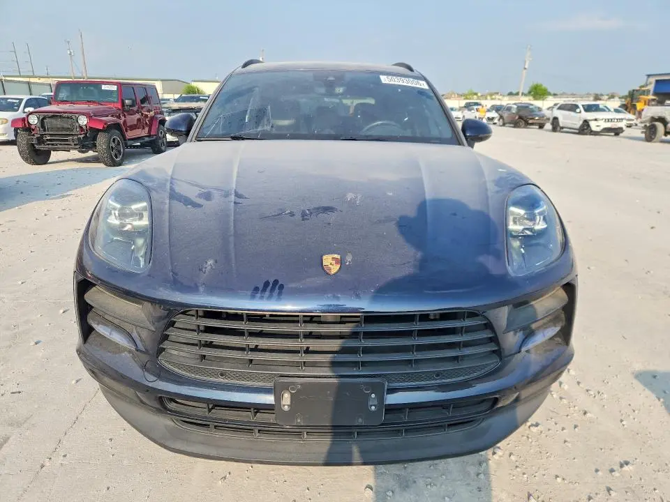 2020 PORSCHE MACAN   