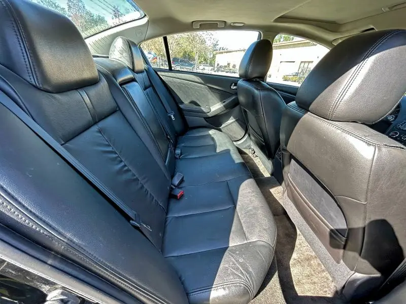 2011 NISSAN ALTIMA BASE  