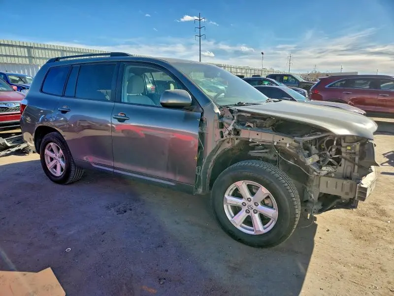 2010 TOYOTA HIGHLANDER   