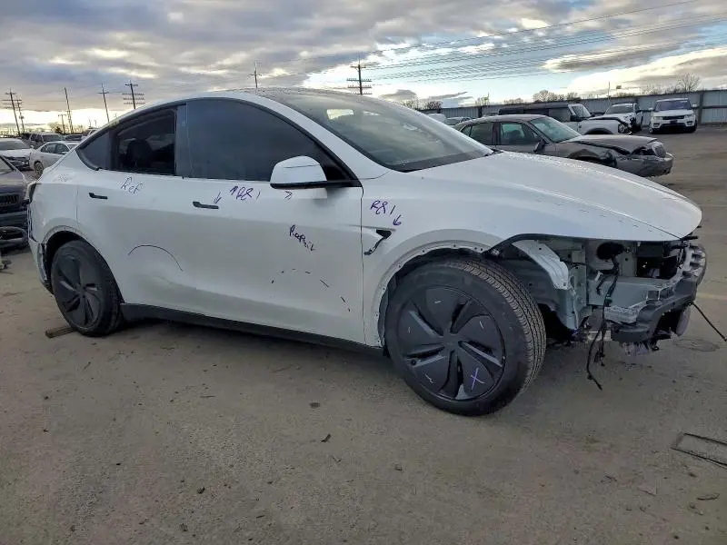 2026 TESLA MODEL Y   