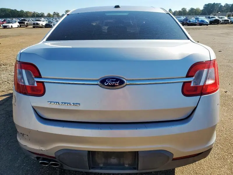 2011 FORD TAURUS SE  