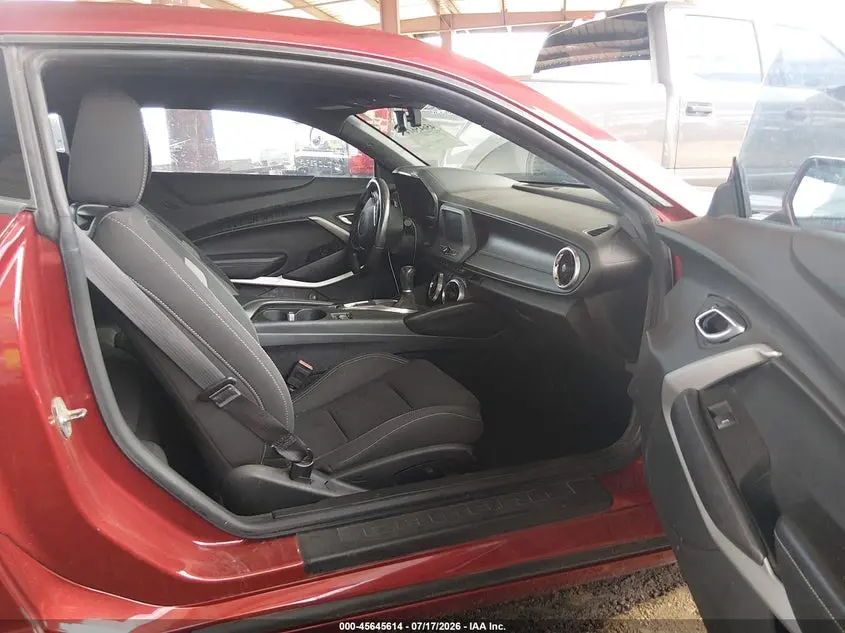 2017 CHEVROLET CAMARO 1LT