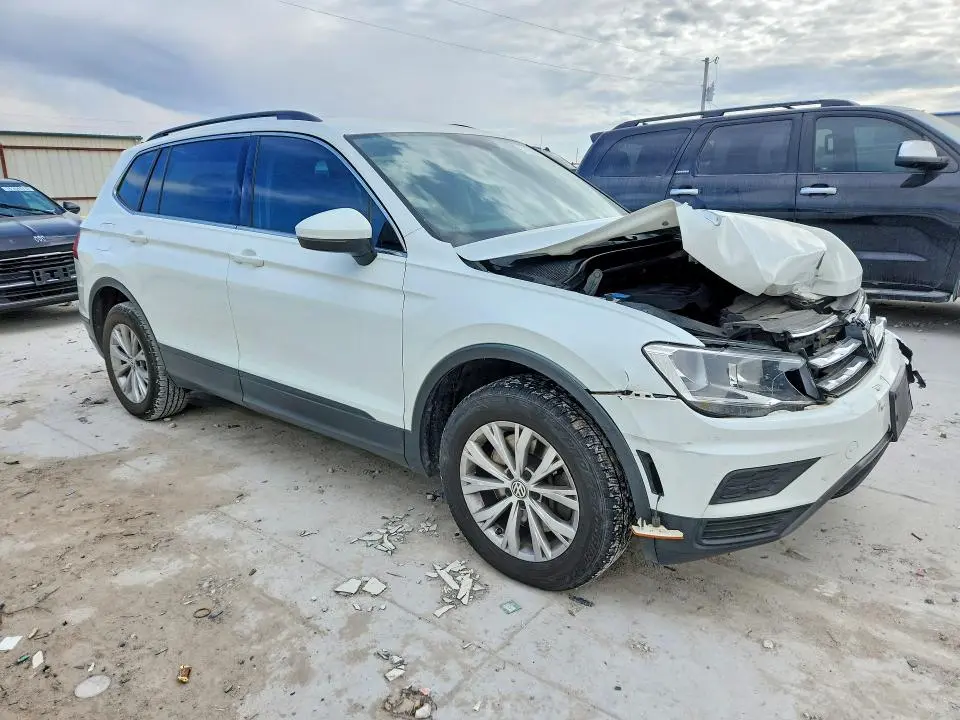 2019 VOLKSWAGEN TIGUAN SE  