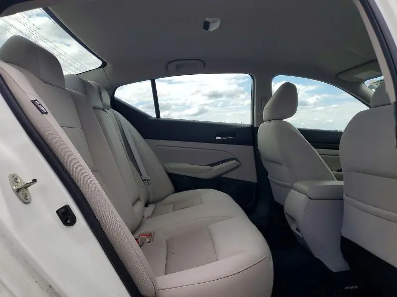 2019 NISSAN ALTIMA S  