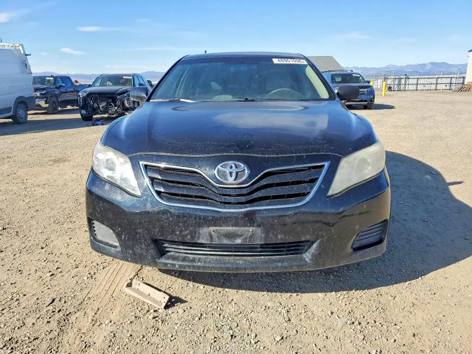 2010 TOYOTA CAMRY LE V6  