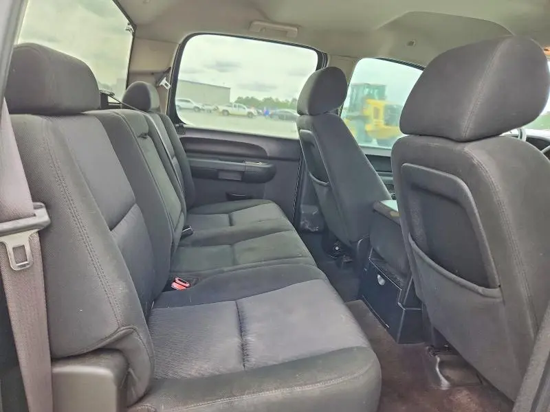 2011 CHEVROLET SILVERADO K1500 LT  