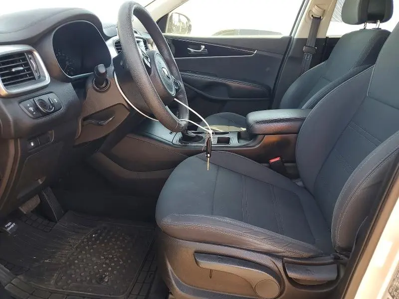 2016 KIA SORENTO L  
