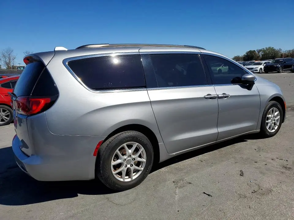 2020 CHRYSLER VOYAGER LXI  