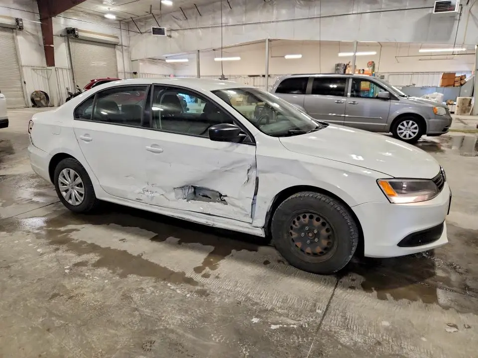 2014 VOLKSWAGEN JETTA BASE  