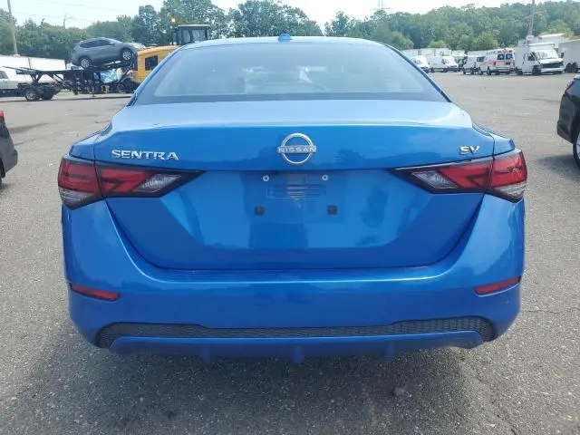 2024 NISSAN SENTRA SV  