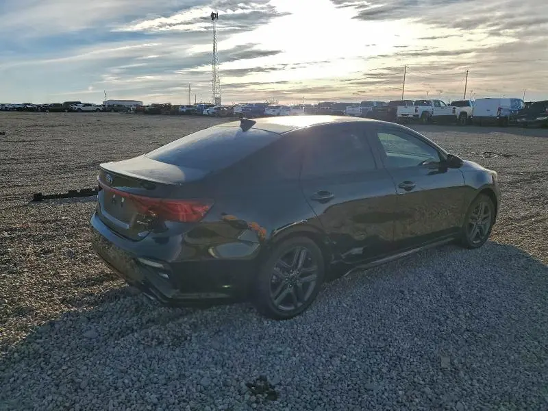 2021 KIA FORTE GT LINE  