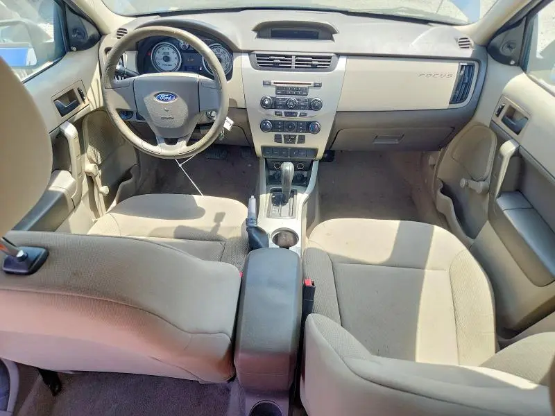 2010 FORD FOCUS S  