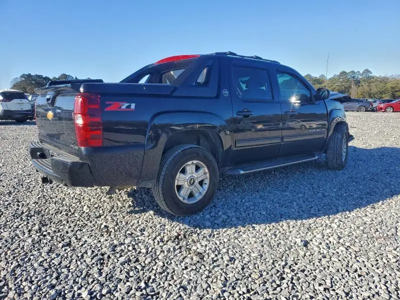 2013 CHEVROLET AVALANCHE LT  