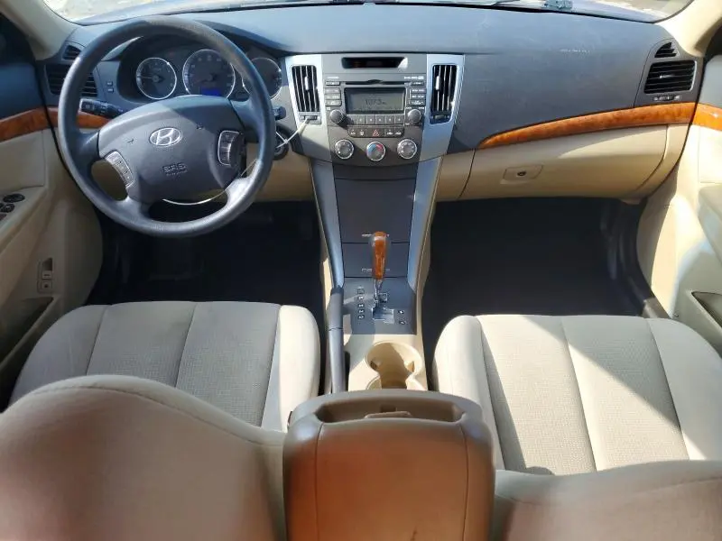 2010 HYUNDAI SONATA GLS  