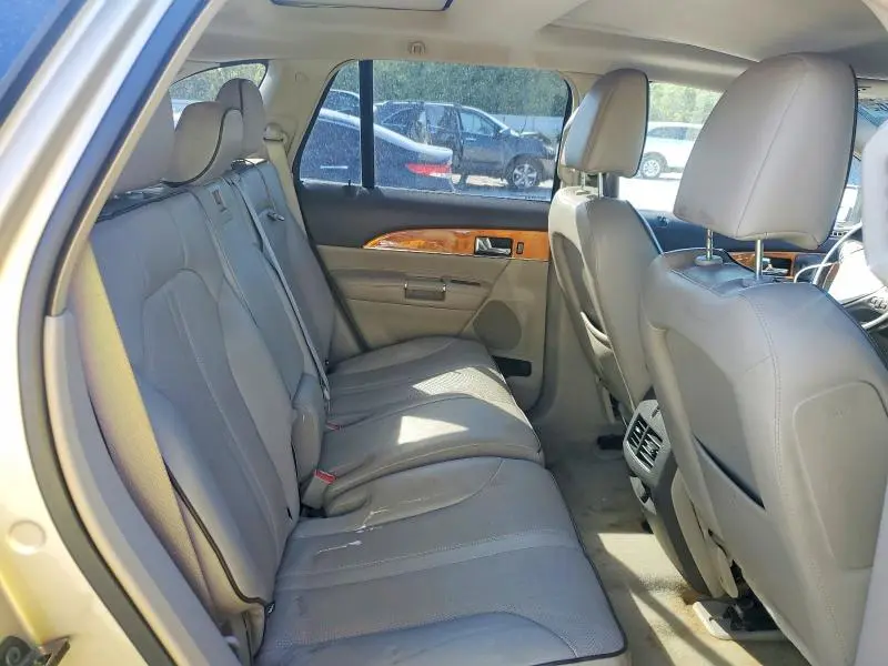 2011 LINCOLN MKX   