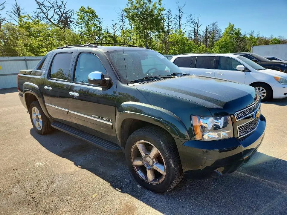 2013 CHEVROLET AVALANCHE LTZ  