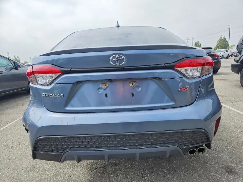 2020 TOYOTA COROLLA SE  