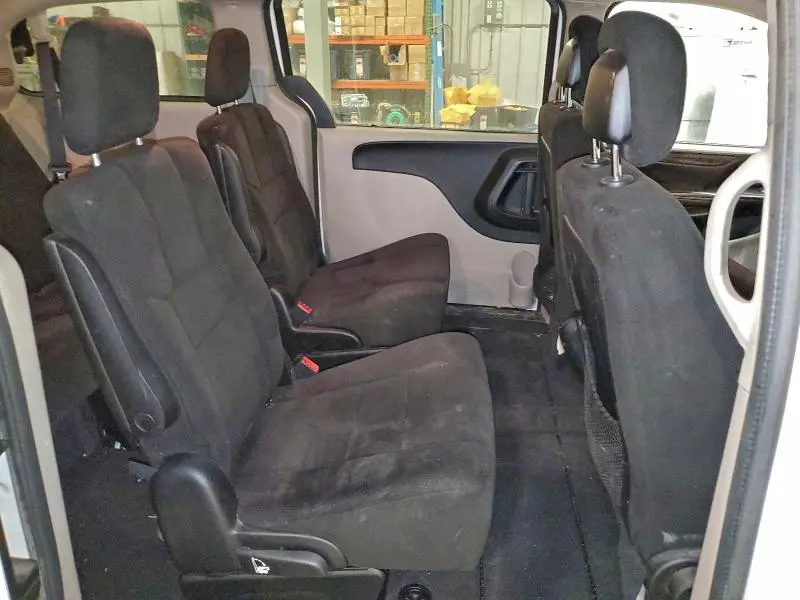 2013 DODGE GRAND CARAVAN SE  