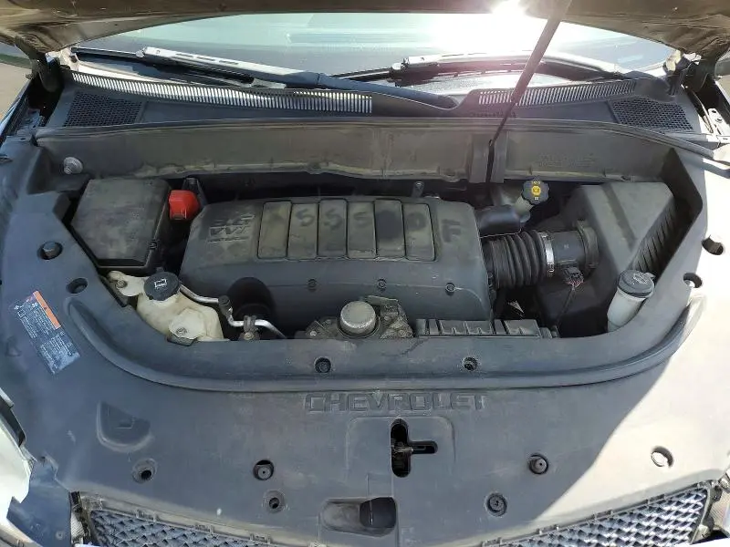 2011 CHEVROLET TRAVERSE LT  