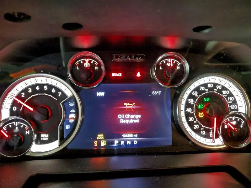 2017 RAM 1500 SLT  