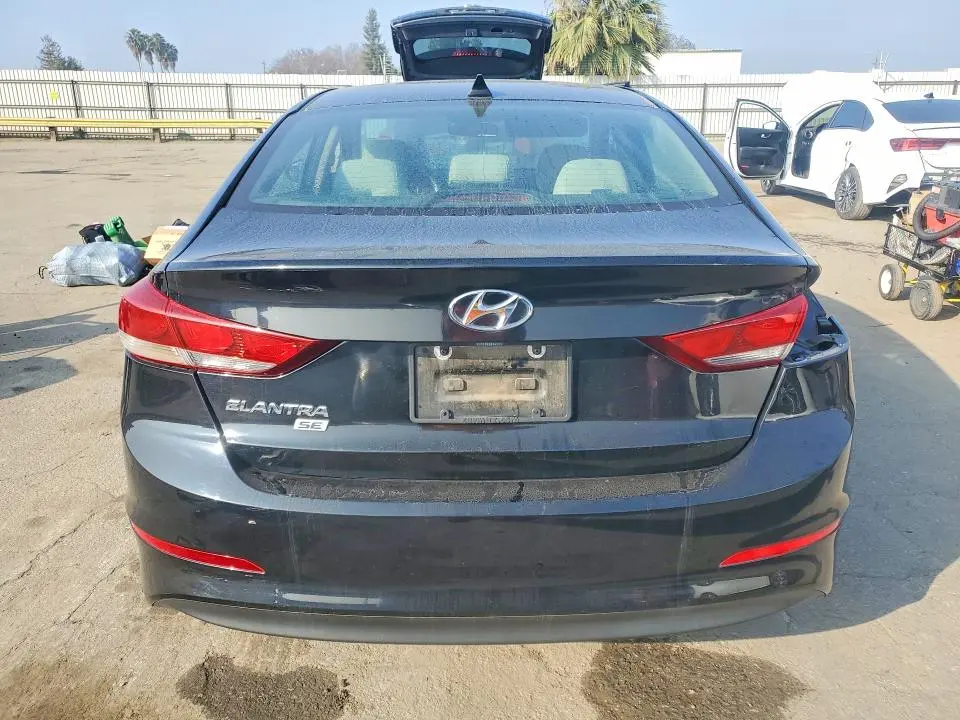 2017 HYUNDAI ELANTRA SE  